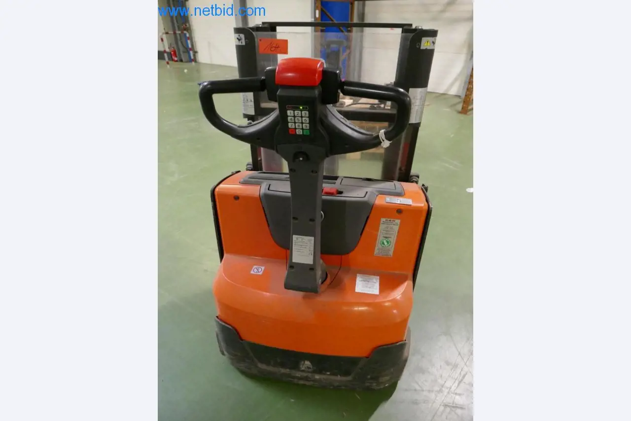 Máquinas y equipos técnicos del sector alimentario en buen estado de conservación-3