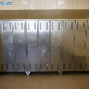 6 Lockers