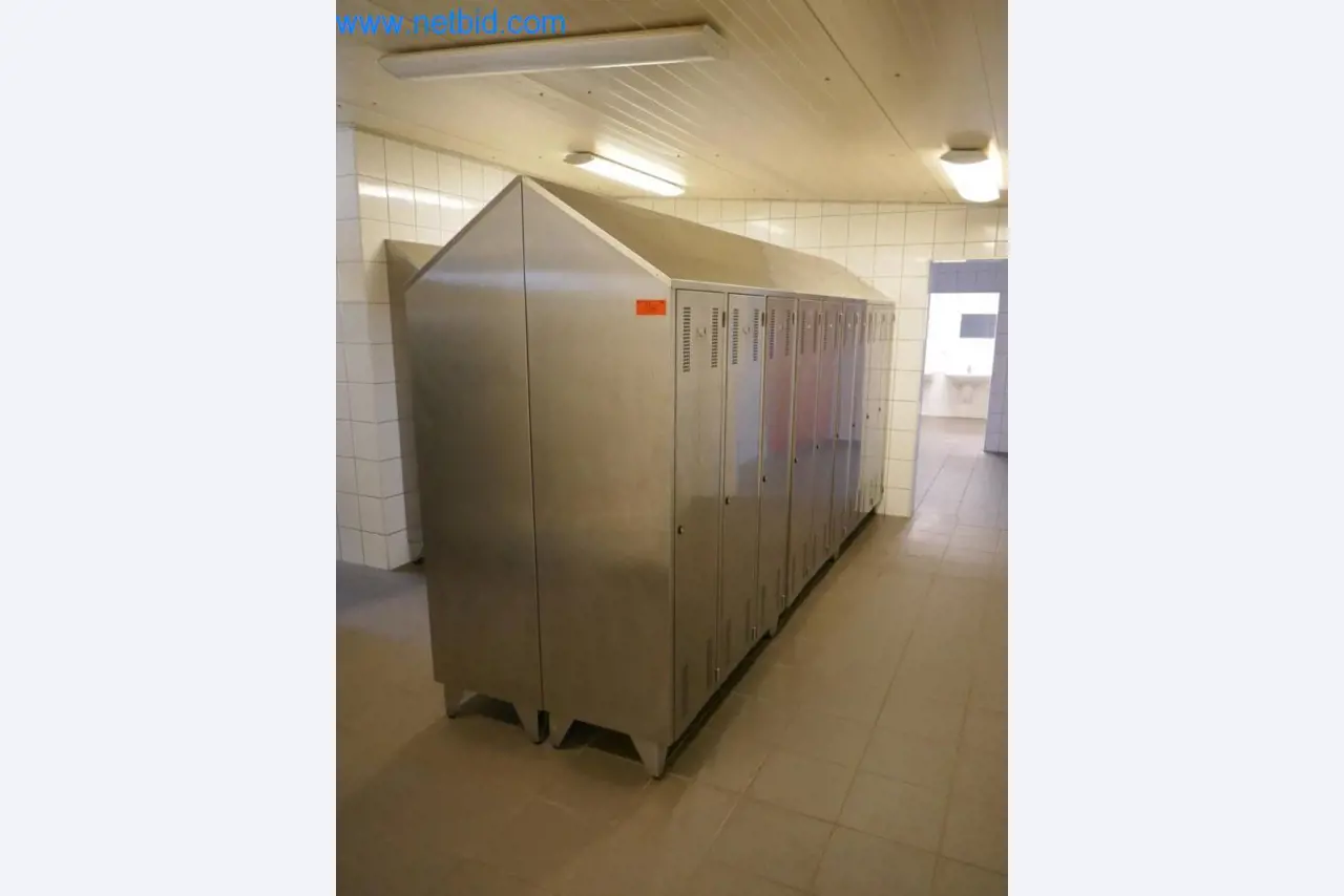 Máquinas y equipos técnicos del sector alimentario en buen estado de conservación-6