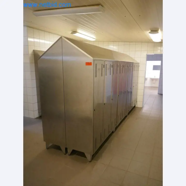 Máquinas y equipos técnicos del sector alimentario en buen estado de conservación-6