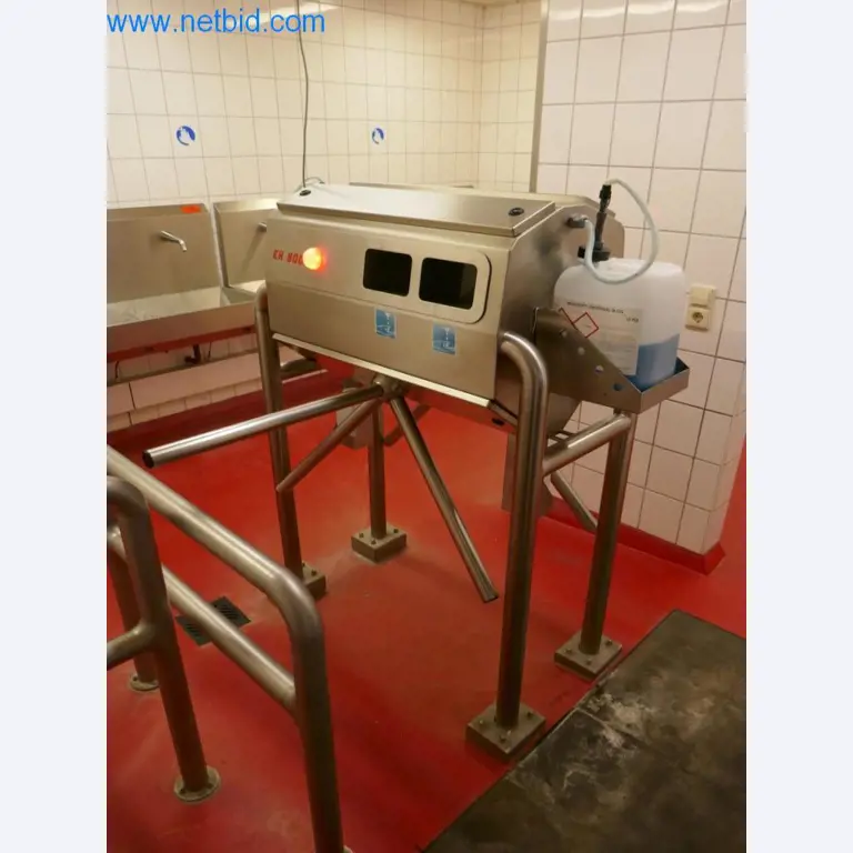 Máquinas y equipos técnicos del sector alimentario en buen estado de conservación-1