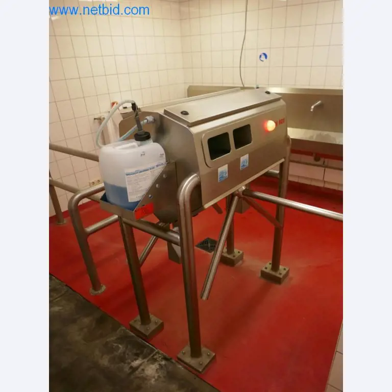 Máquinas y equipos técnicos del sector alimentario en buen estado de conservación-2