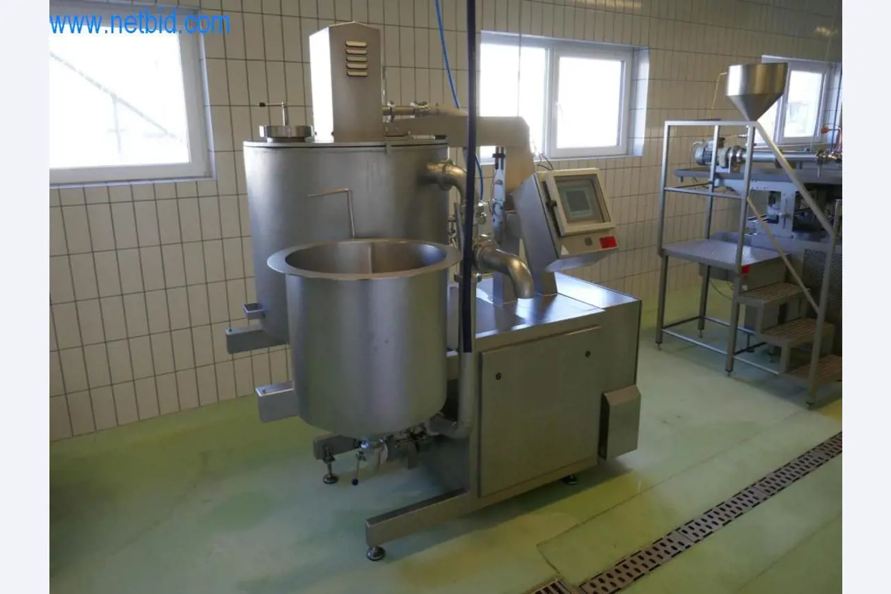 Dobro vzdrževani stroji in tehnična oprema iz živilskopredelovalnega sektorja-1