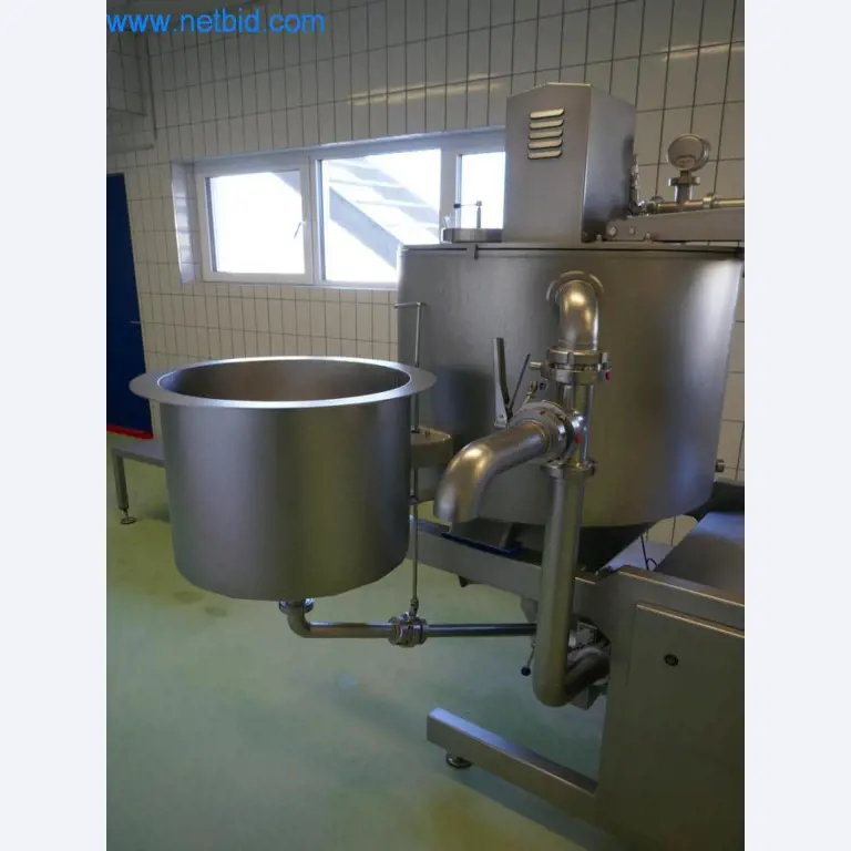 Dobro vzdrževani stroji in tehnična oprema iz živilskopredelovalnega sektorja-5