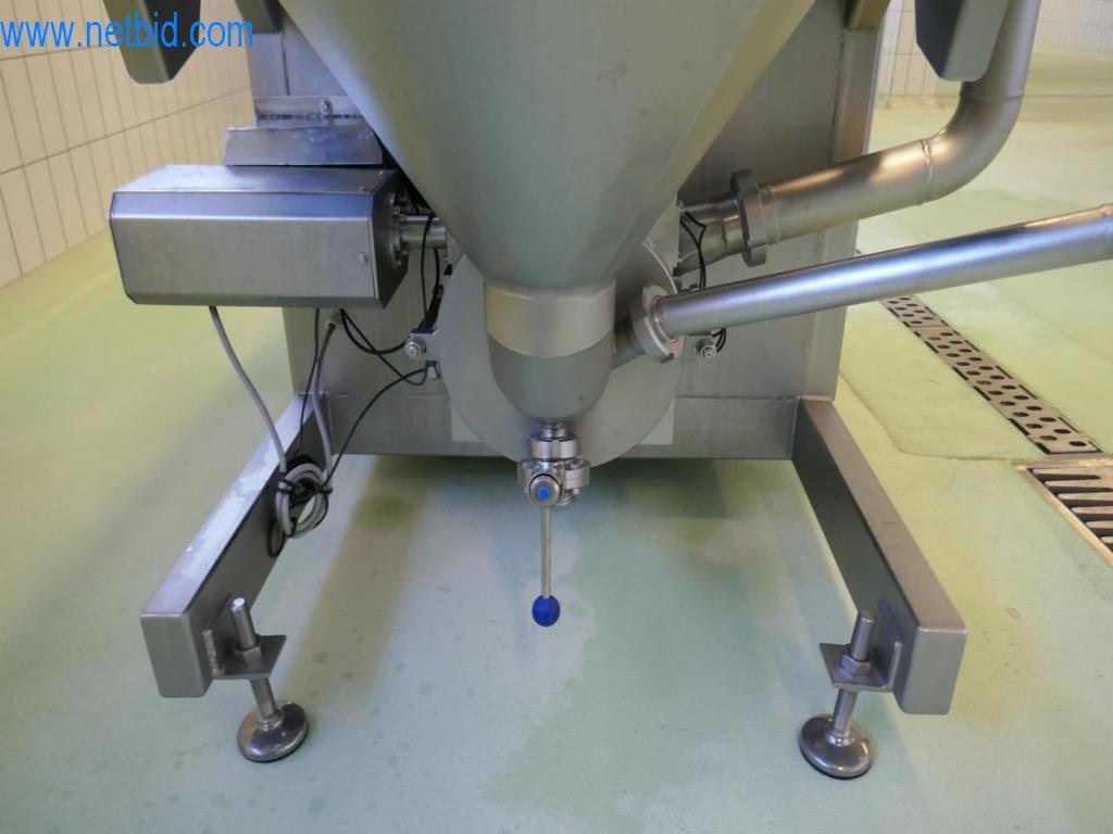 Máquinas y equipos técnicos del sector alimentario en buen estado de conservación-6