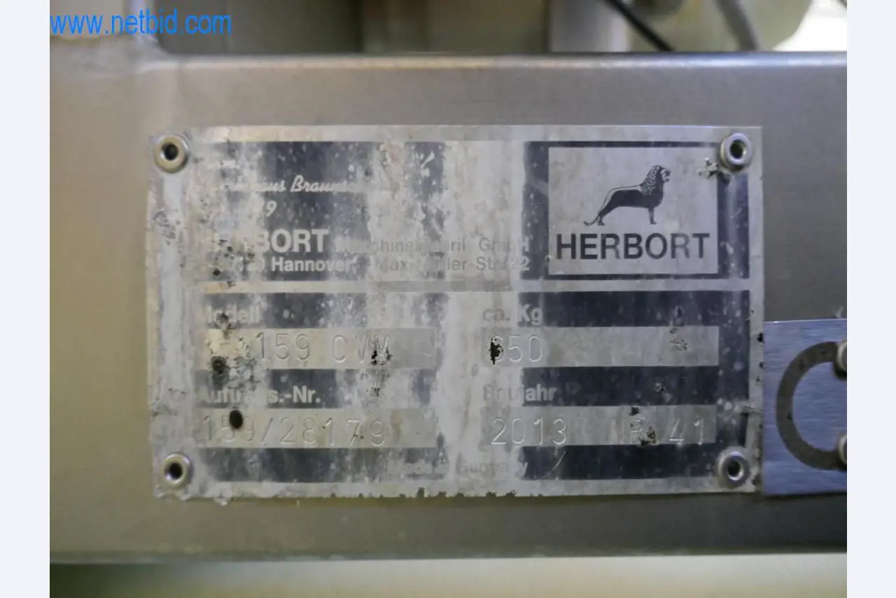 Dobro vzdrževani stroji in tehnična oprema iz živilskopredelovalnega sektorja-8