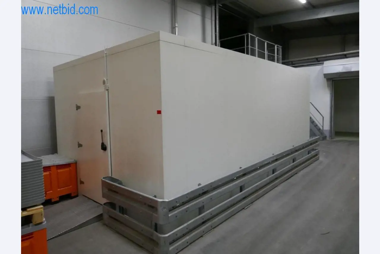 Máquinas y equipos técnicos del sector alimentario en buen estado de conservación-1