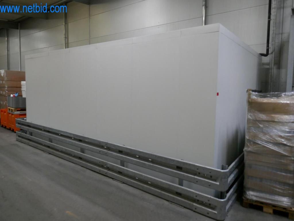 Dobro vzdrževani stroji in tehnična oprema iz živilskopredelovalnega sektorja-2