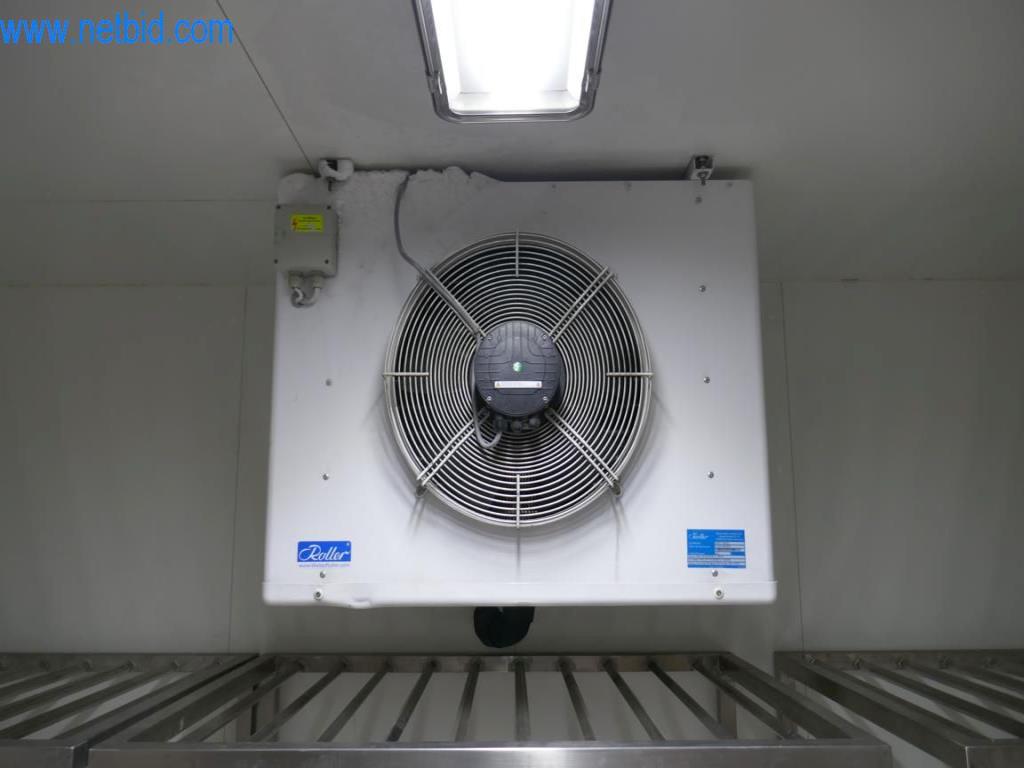 Dobro vzdrževani stroji in tehnična oprema iz živilskopredelovalnega sektorja-4