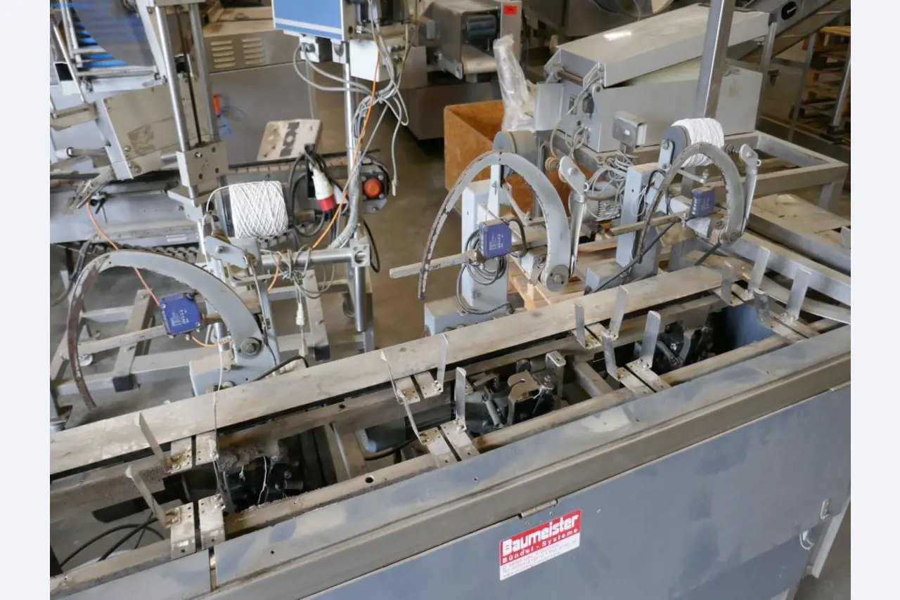 Máquinas y equipos técnicos del sector alimentario en buen estado de conservación-3