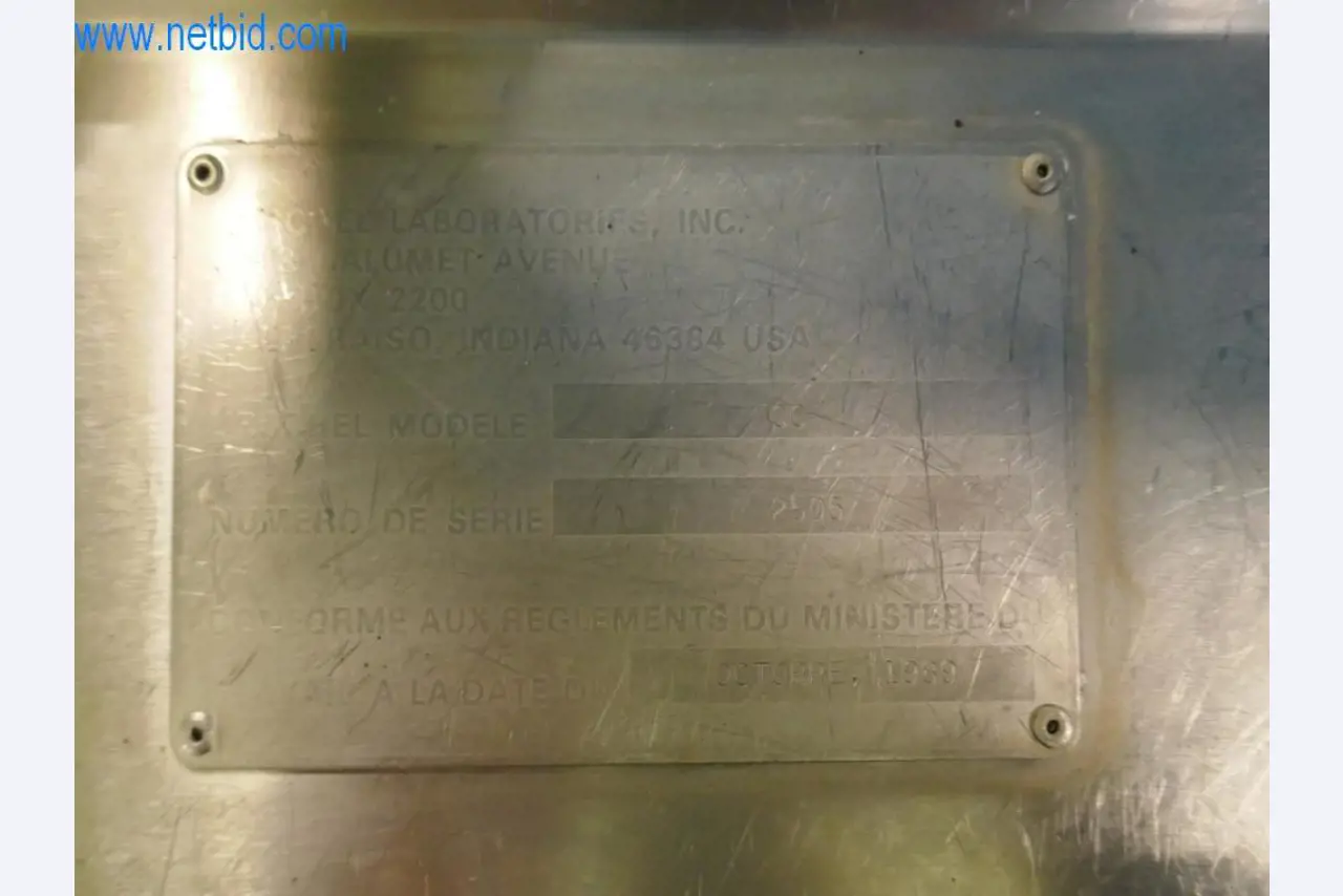 Máquinas e equipamentos técnicos do sector agroalimentar em bom estado de conservação-4