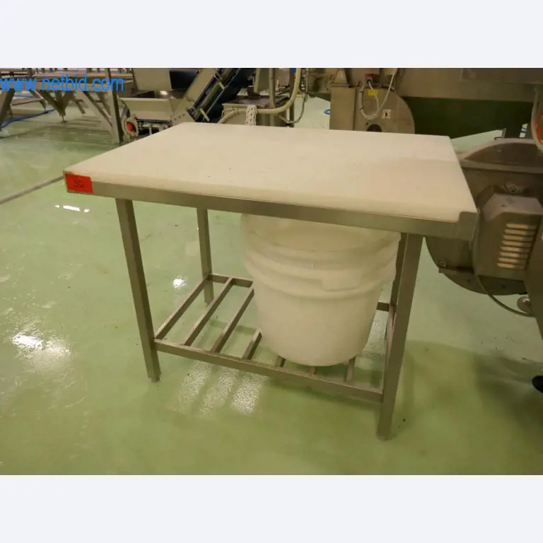 Dobro vzdrževani stroji in tehnična oprema iz živilskopredelovalnega sektorja-5