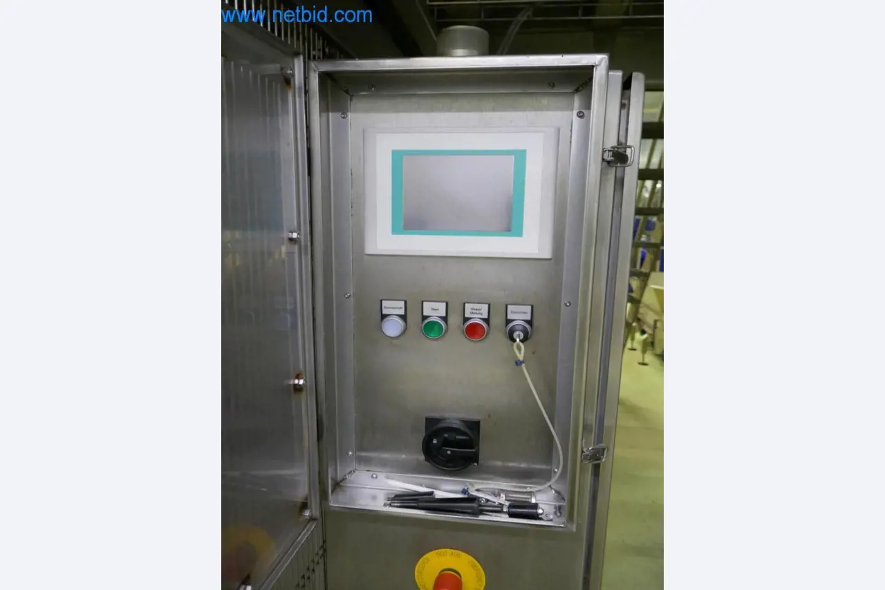 Dobro vzdrževani stroji in tehnična oprema iz živilskopredelovalnega sektorja-4