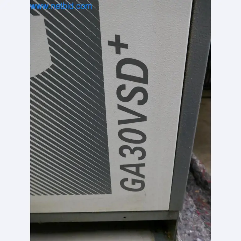 Máquinas y equipos técnicos del sector alimentario en buen estado de conservación-4