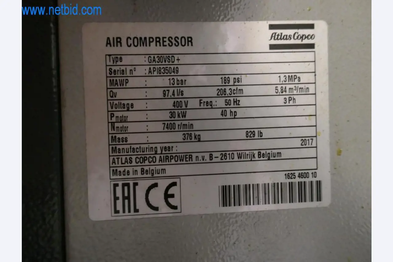 Máquinas y equipos técnicos del sector alimentario en buen estado de conservación-6