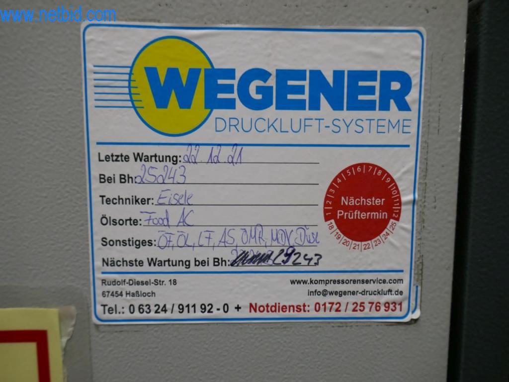 Máquinas y equipos técnicos del sector alimentario en buen estado de conservación-7