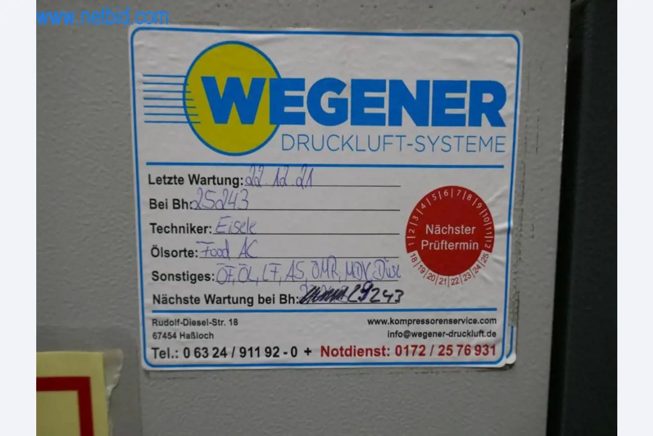 Máquinas y equipos técnicos del sector alimentario en buen estado de conservación-7