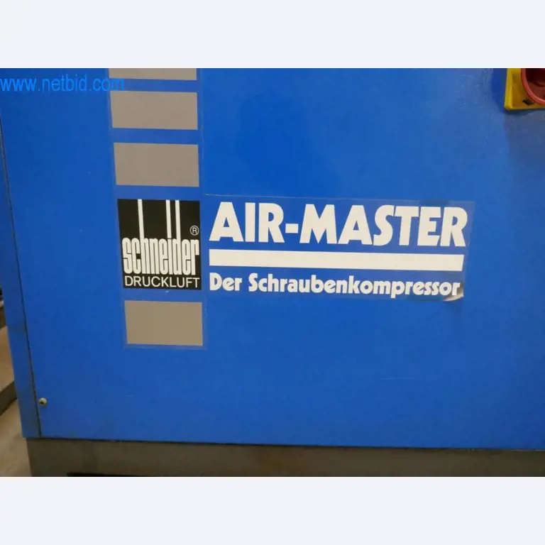 Dobro vzdrževani stroji in tehnična oprema iz živilskopredelovalnega sektorja-4