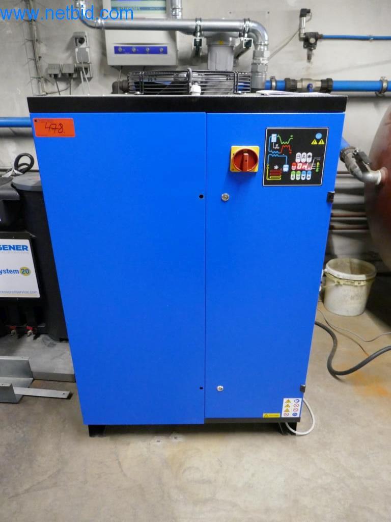 Máquinas y equipos técnicos del sector alimentario en buen estado de conservación-1