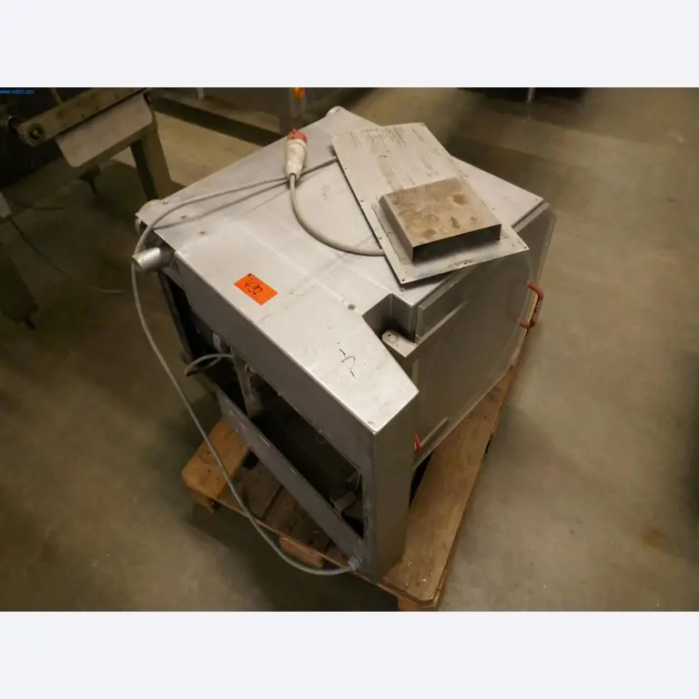 Dobro vzdrževani stroji in tehnična oprema iz živilskopredelovalnega sektorja-3