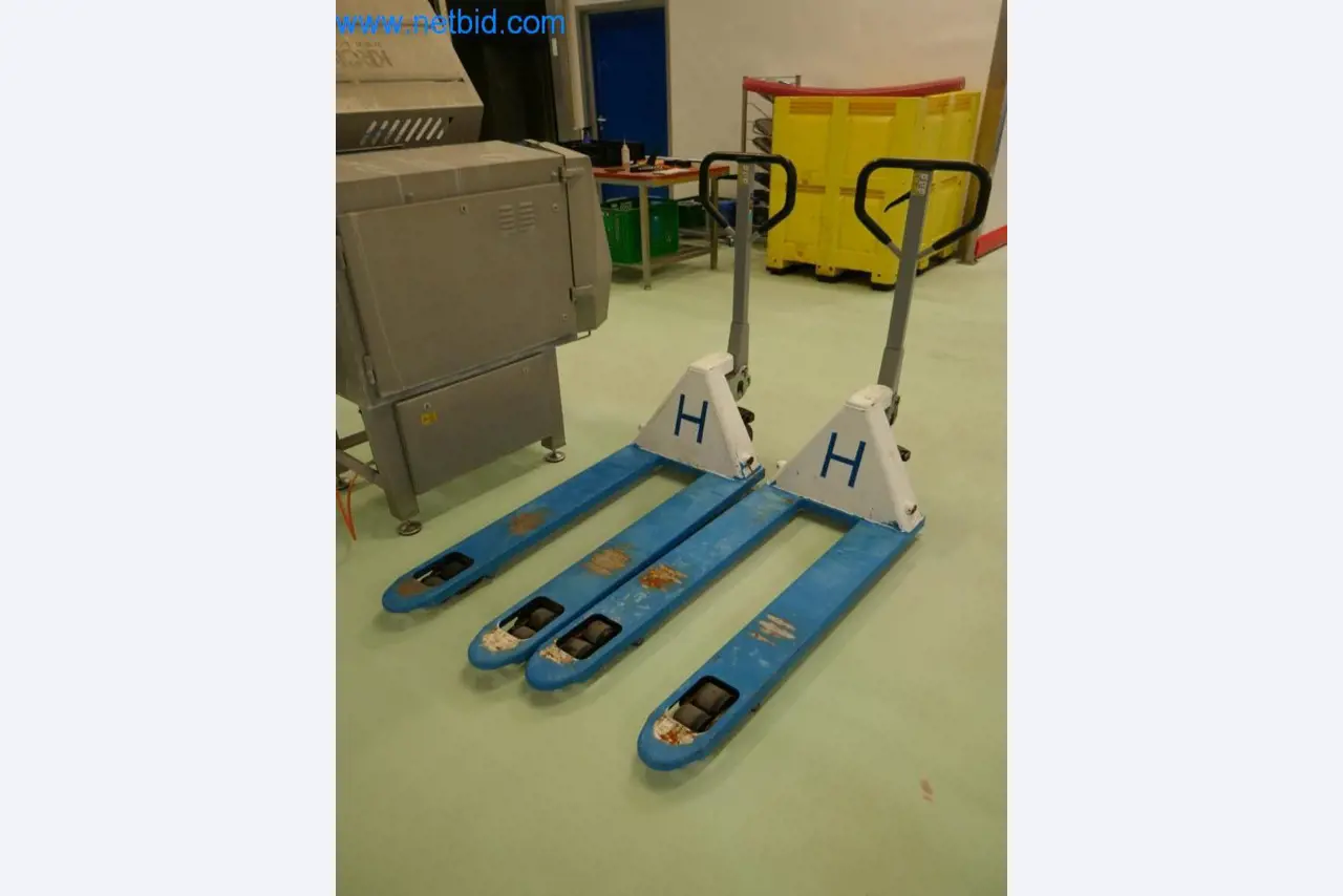 Máquinas e equipamentos técnicos do sector agroalimentar em bom estado de conservação-10