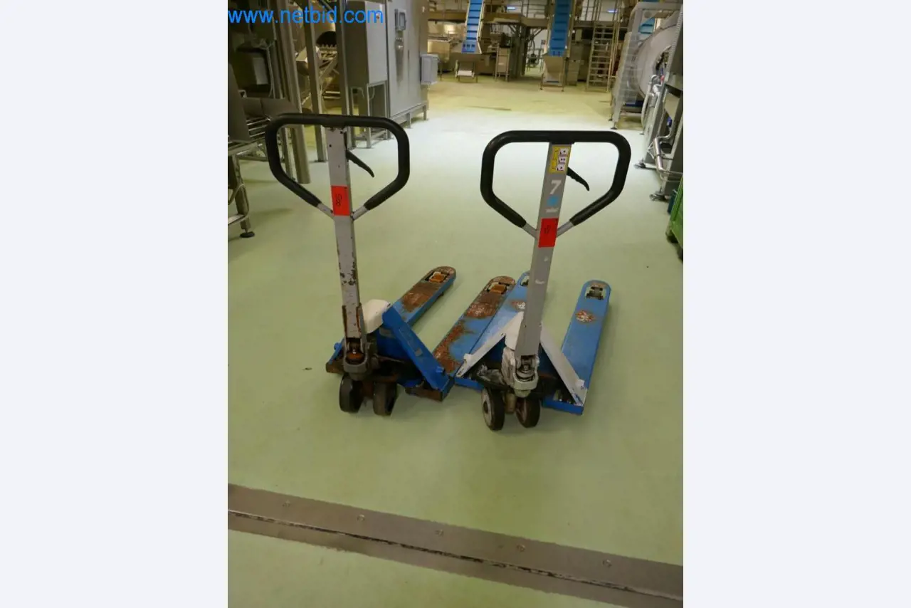 Máquinas e equipamentos técnicos do sector agroalimentar em bom estado de conservação-12