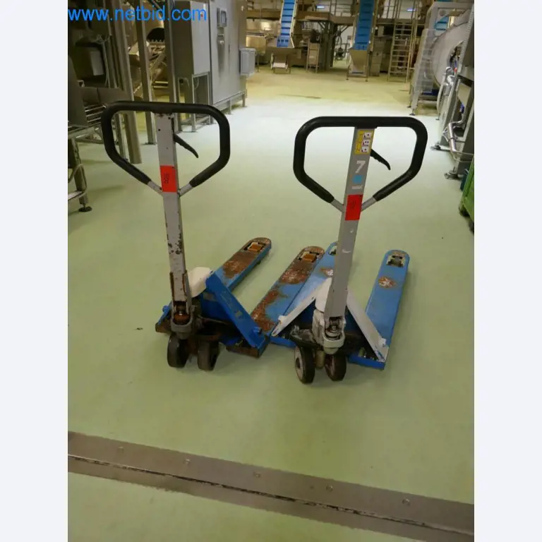 Máquinas e equipamentos técnicos do sector agroalimentar em bom estado de conservação-12