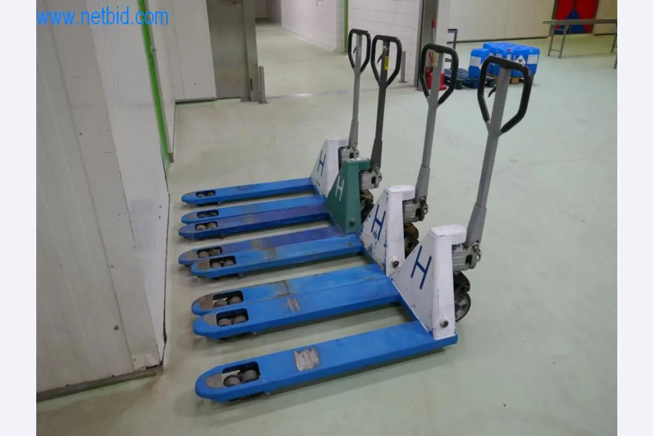 Máquinas e equipamentos técnicos do sector agroalimentar em bom estado de conservação-5