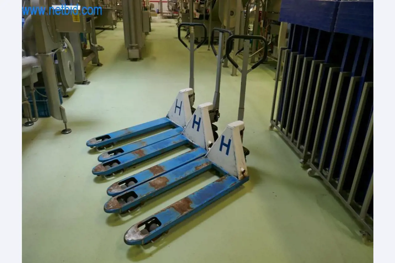 Máquinas e equipamentos técnicos do sector agroalimentar em bom estado de conservação-7