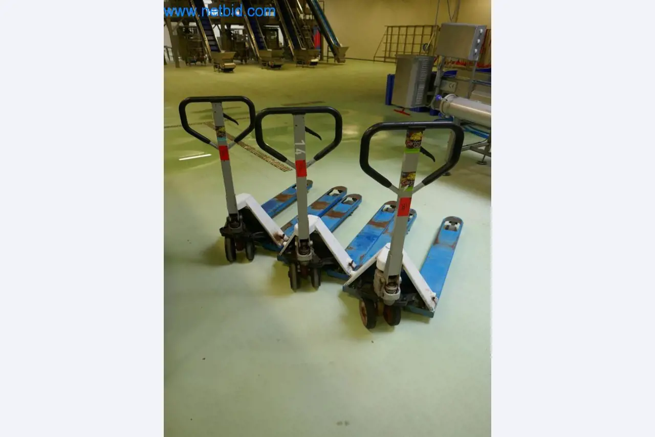 Máquinas e equipamentos técnicos do sector agroalimentar em bom estado de conservação-9