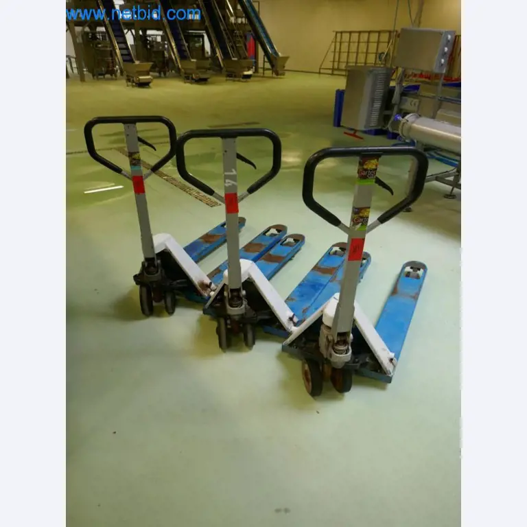 Máquinas e equipamentos técnicos do sector agroalimentar em bom estado de conservação-9