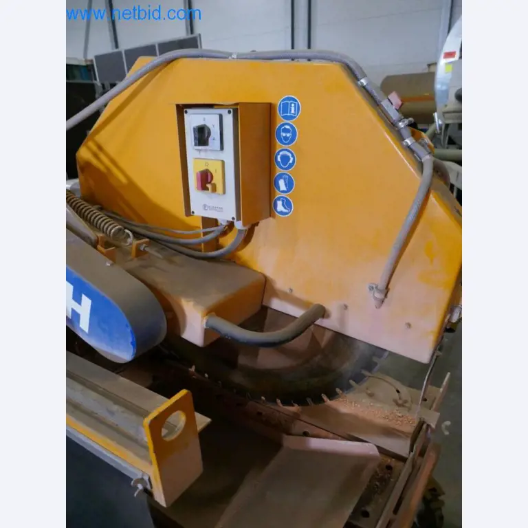 Dobro vzdrževani stroji in tehnična oprema iz živilskopredelovalnega sektorja-3