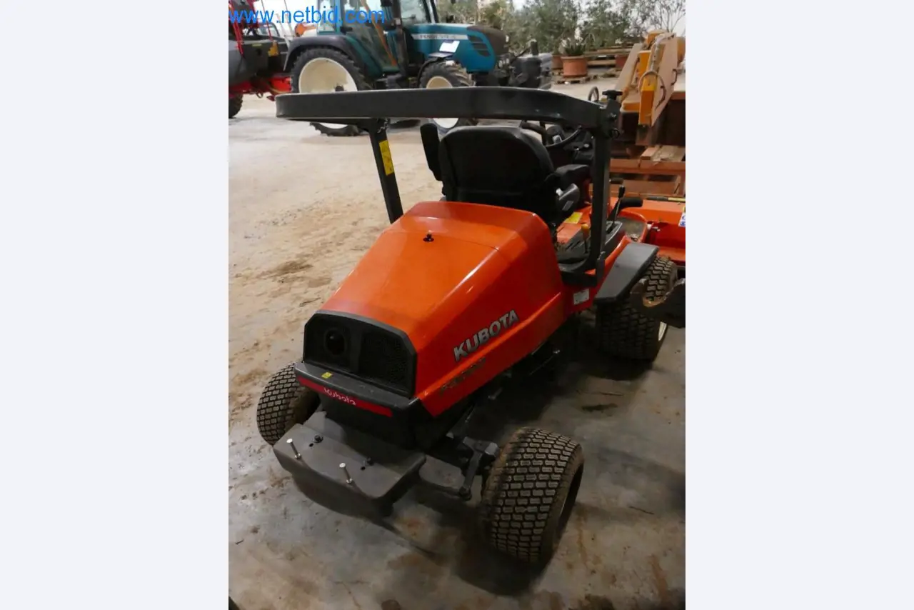 Dobro vzdrževani stroji in tehnična oprema iz živilskopredelovalnega sektorja-8