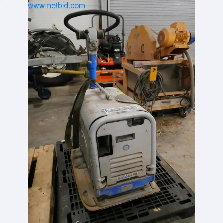 Dobro vzdrževani stroji in tehnična oprema iz živilskopredelovalnega sektorja-1