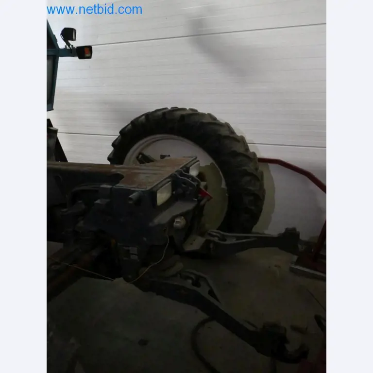 Máquinas e equipamentos técnicos do sector agroalimentar em bom estado de conservação-12