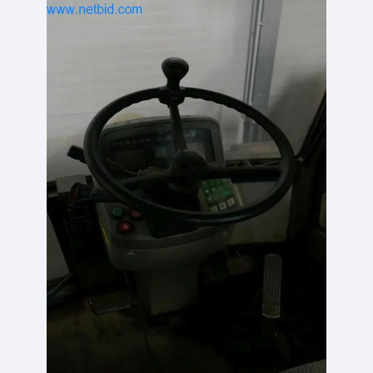 Máquinas e equipamentos técnicos do sector agroalimentar em bom estado de conservação-6