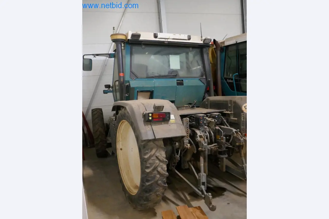 Máquinas e equipamentos técnicos do sector agroalimentar em bom estado de conservação-7