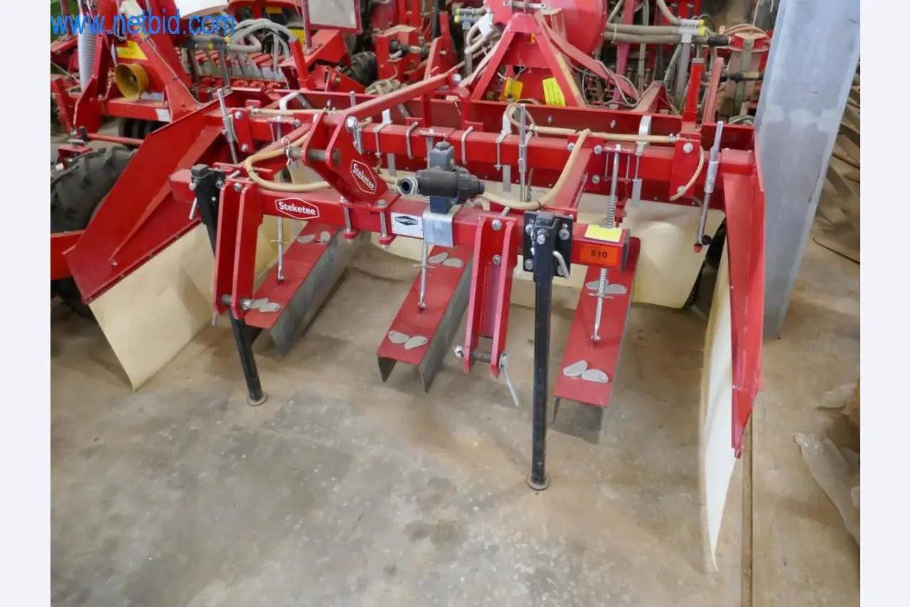 Máquinas e equipamentos técnicos do sector agroalimentar em bom estado de conservação-1