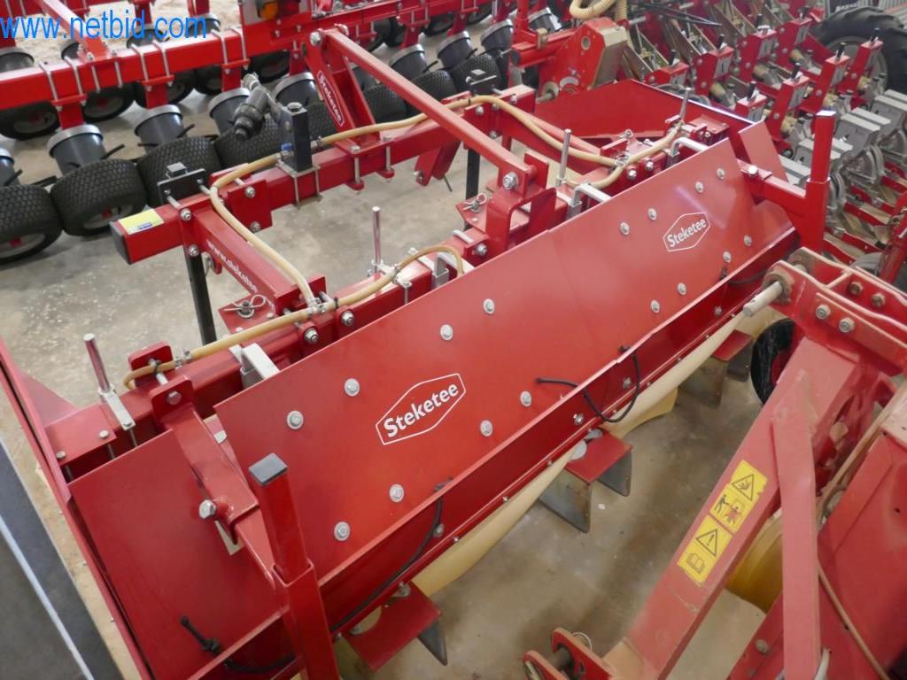 Máquinas y equipos técnicos del sector alimentario en buen estado de conservación-2