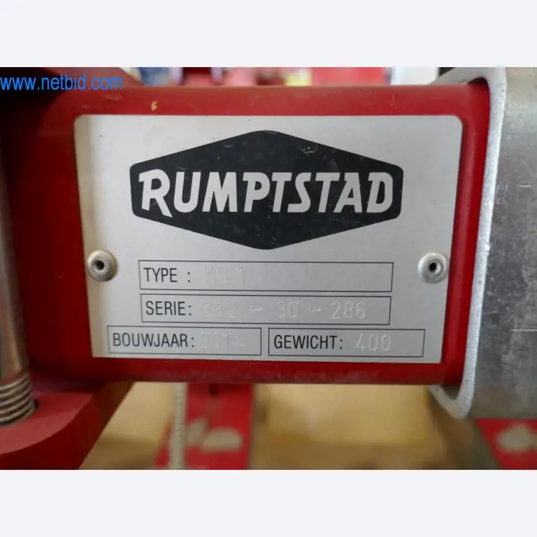 Máquinas e equipamentos técnicos do sector agroalimentar em bom estado de conservação-5