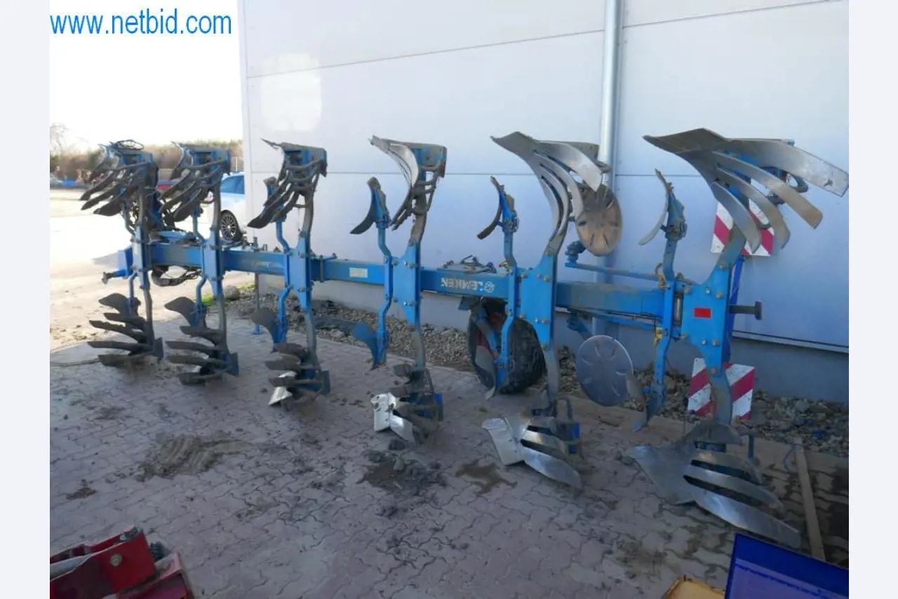 Máquinas e equipamentos técnicos do sector agroalimentar em bom estado de conservação-1