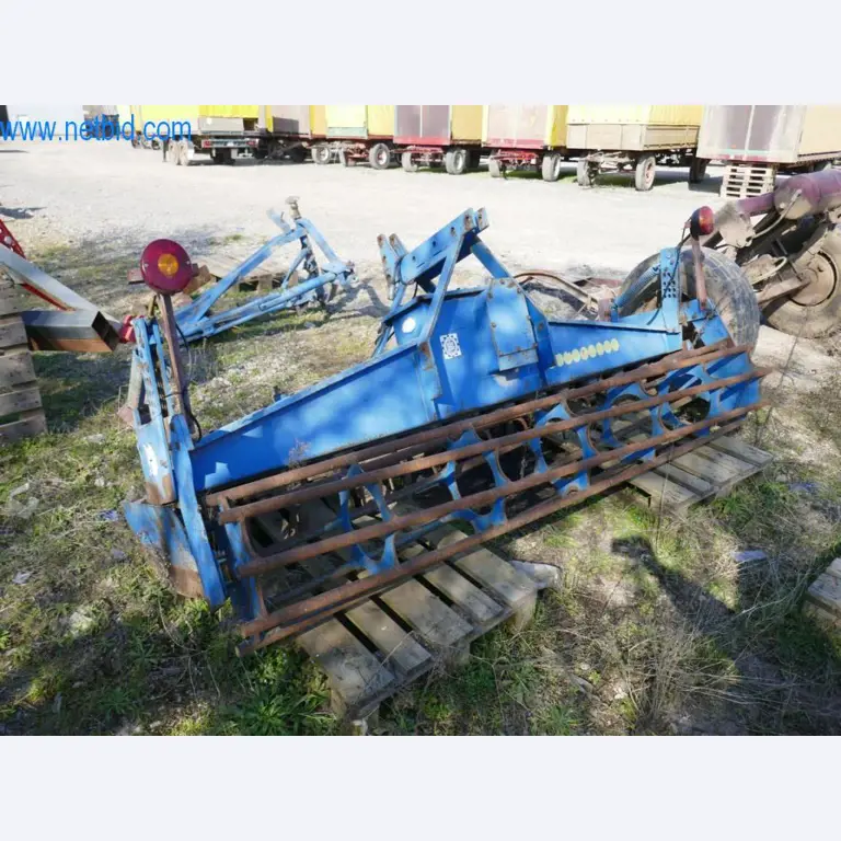 Máquinas e equipamentos técnicos do sector agroalimentar em bom estado de conservação-1