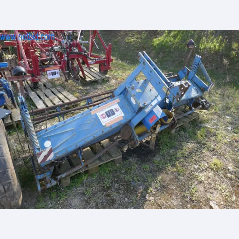 Máquinas e equipamentos técnicos do sector agroalimentar em bom estado de conservação-2