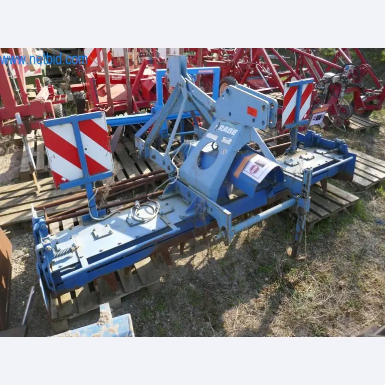 Máquinas e equipamentos técnicos do sector agroalimentar em bom estado de conservação-1