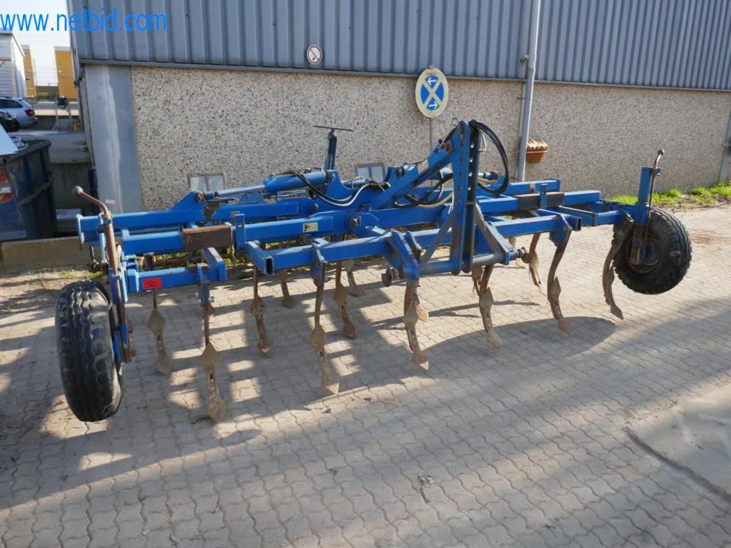 Máquinas y equipos técnicos del sector alimentario en buen estado de conservación-1