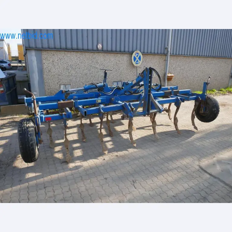 Máquinas e equipamentos técnicos do sector agroalimentar em bom estado de conservação-1