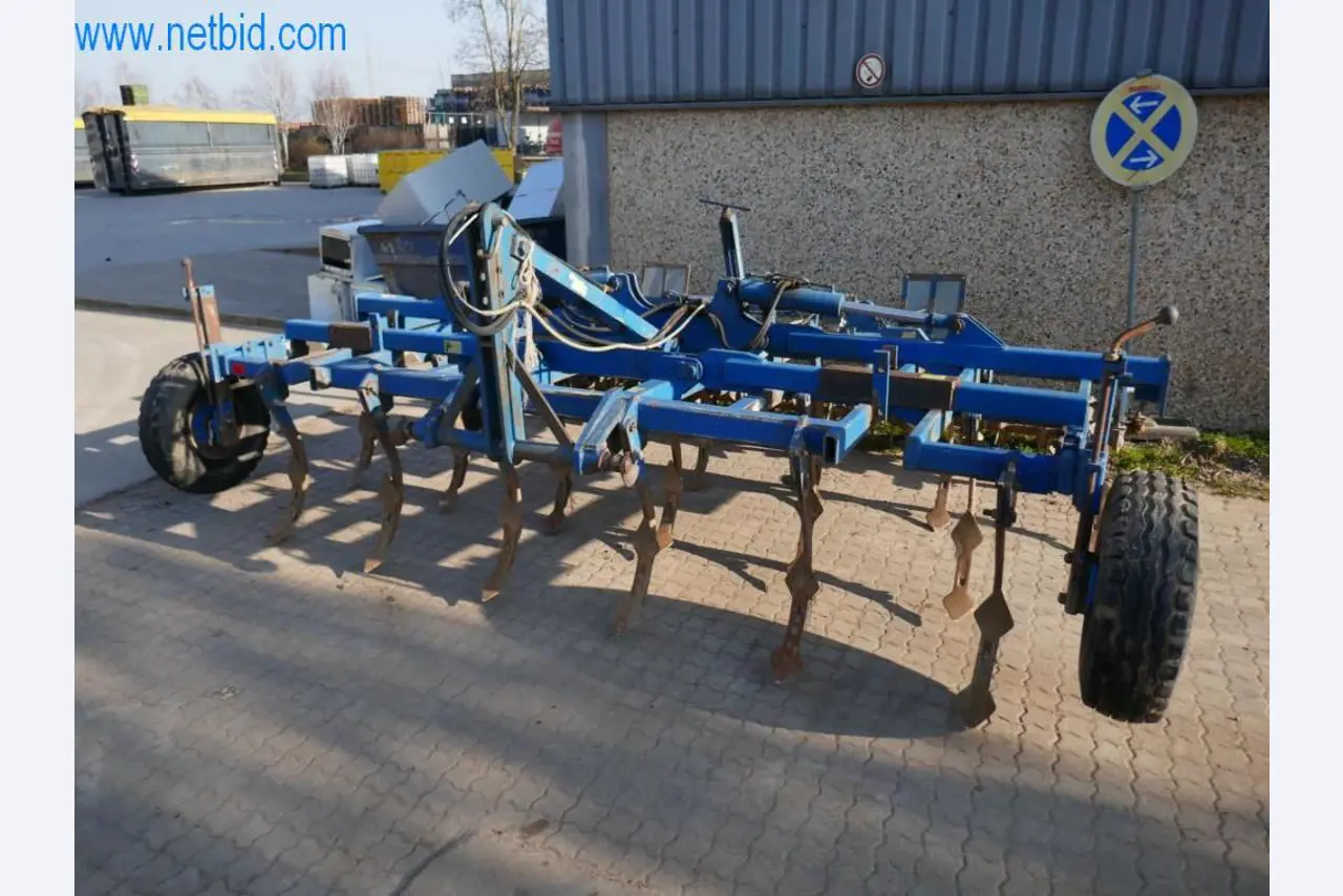 Máquinas e equipamentos técnicos do sector agroalimentar em bom estado de conservação-2