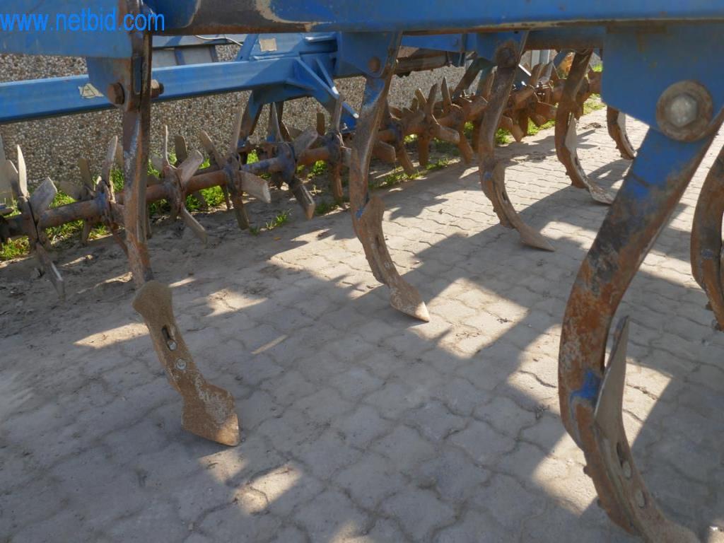 Máquinas y equipos técnicos del sector alimentario en buen estado de conservación-6