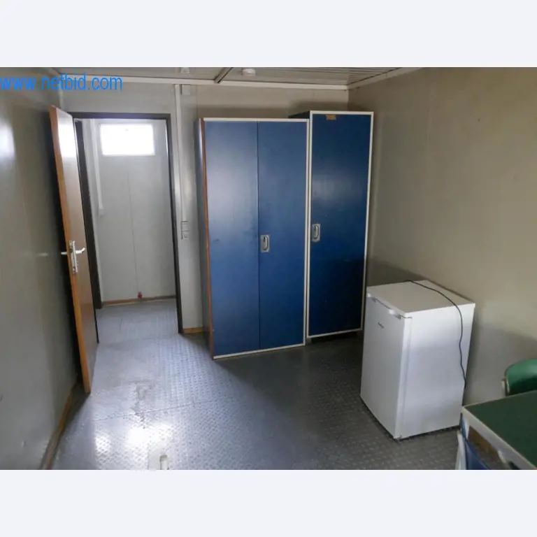 Máquinas e equipamentos técnicos do sector agroalimentar em bom estado de conservação-13