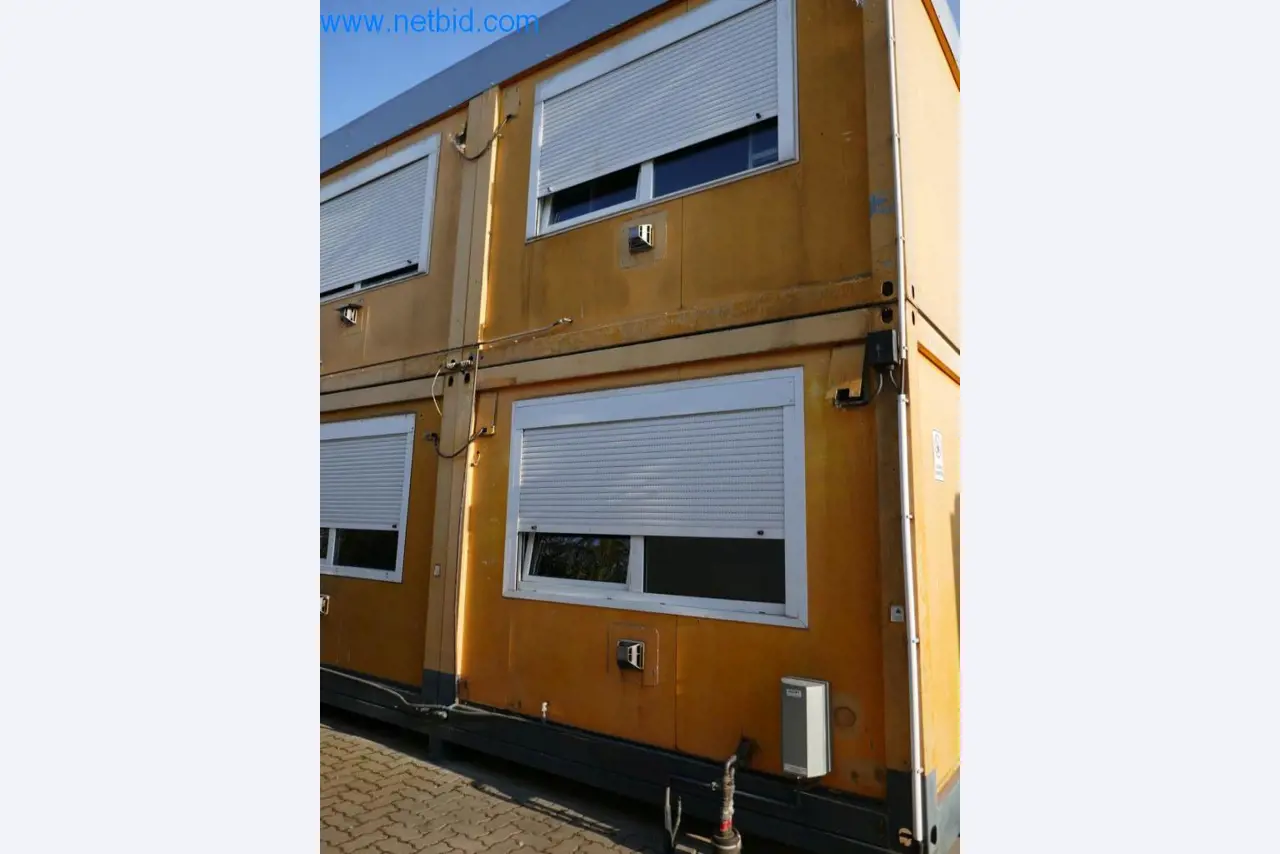 Máquinas e equipamentos técnicos do sector agroalimentar em bom estado de conservação-3